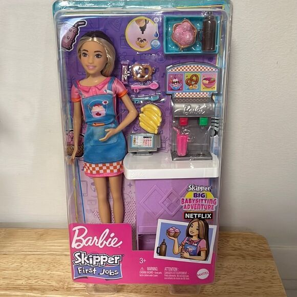 NWOT BARBIE Skipper First Jobs Playset - Picture 1 of 3